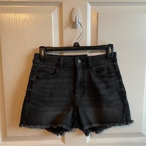 Black Hi Rise Mom Shorts
